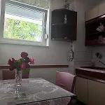 Old Town Vjera Apartman *